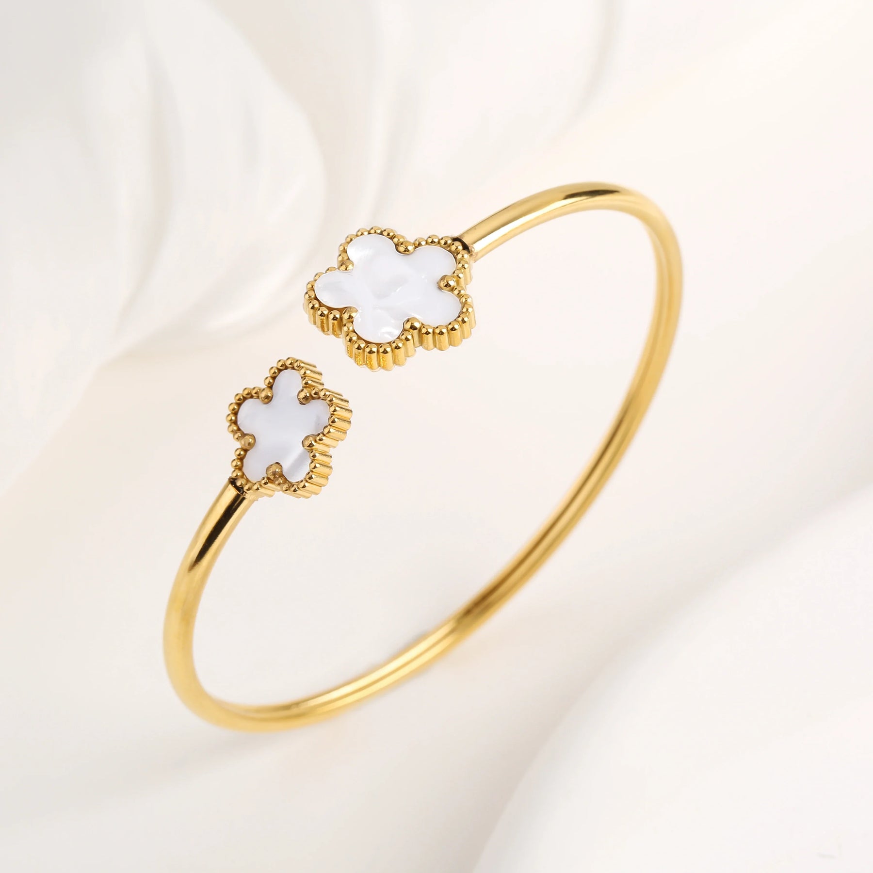 Bracelete Five Leaf