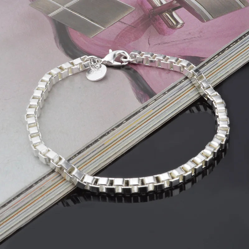 Bracelete Cordão Torcido em Prata 925