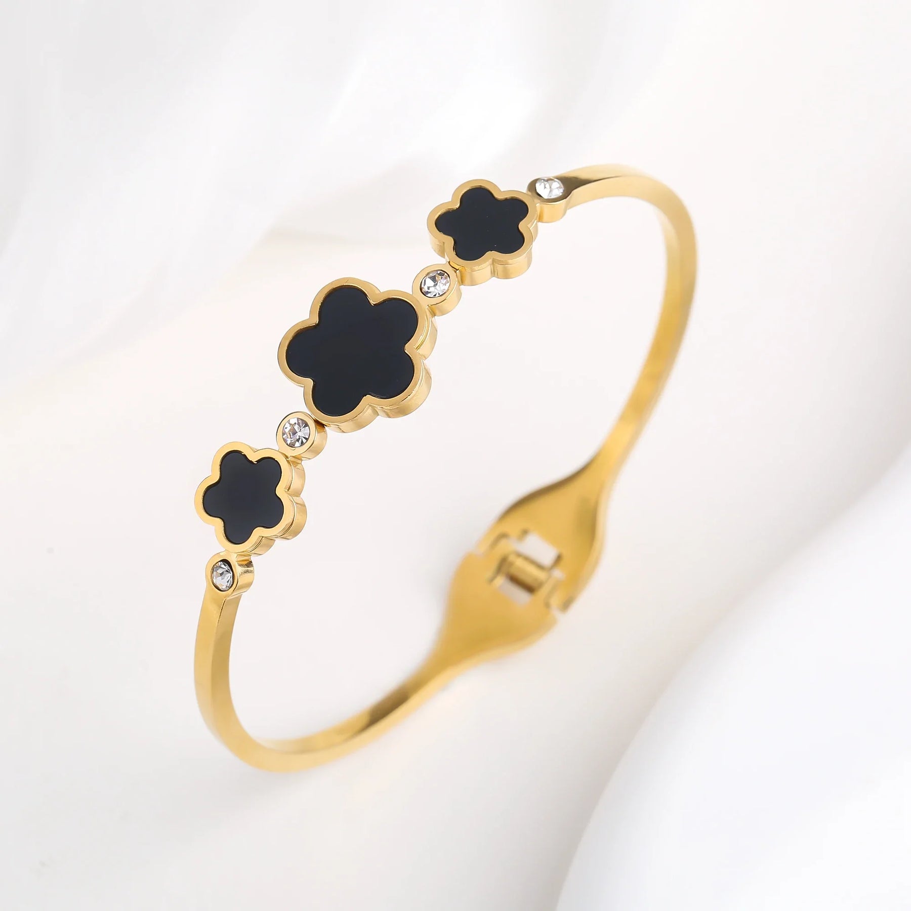 Bracelete Five Leaf