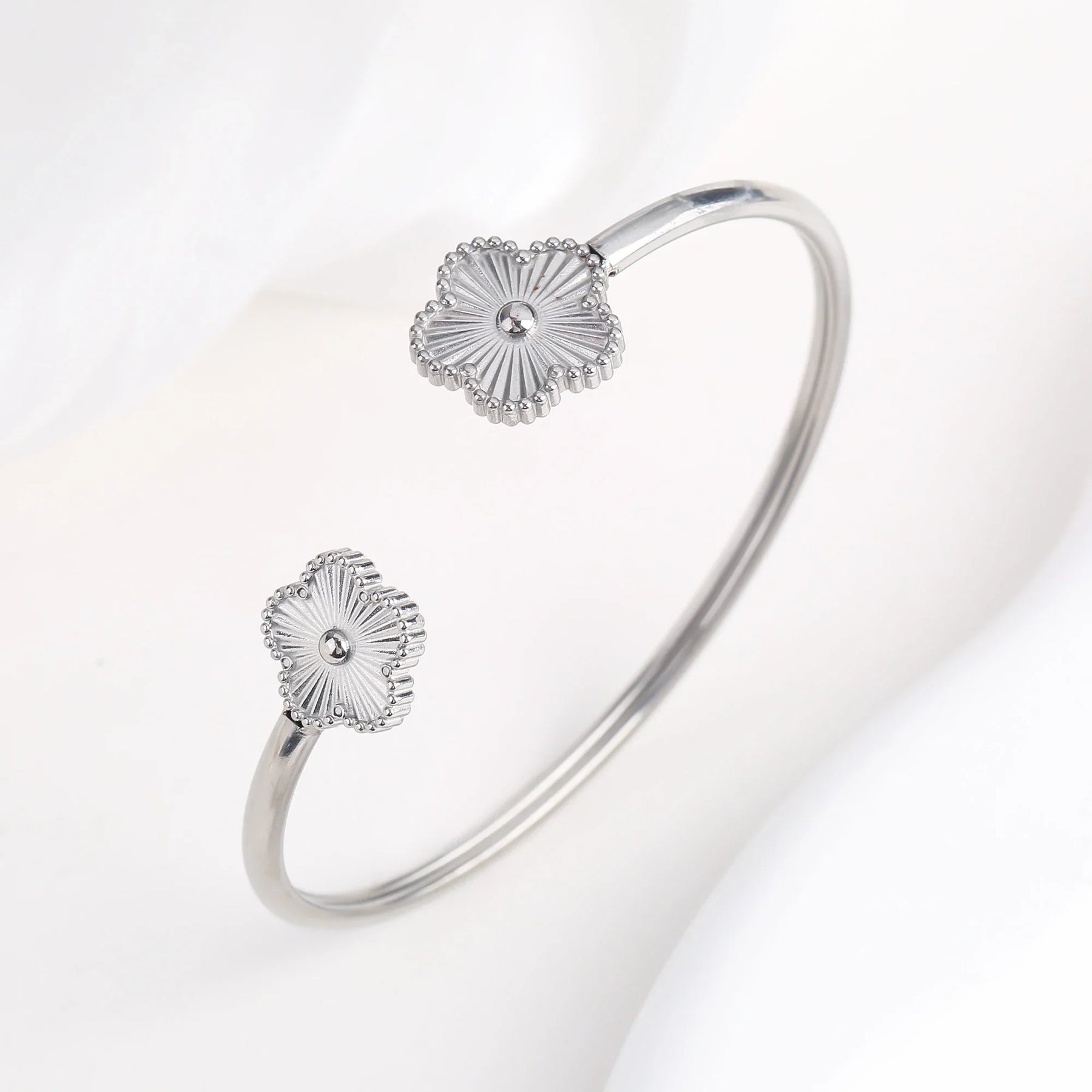 Bracelete Five Leaf
