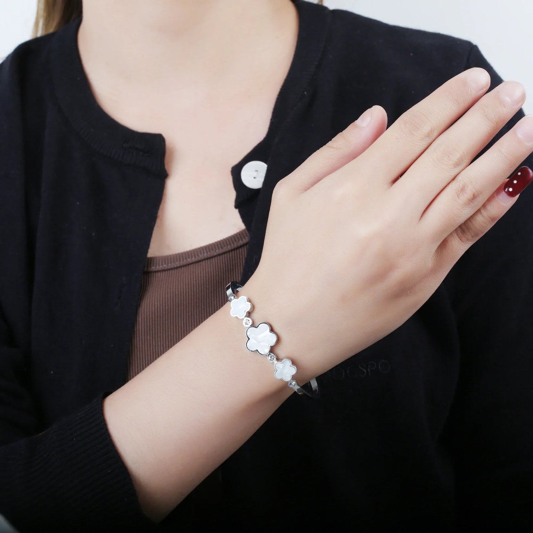 Bracelete Five Leaf